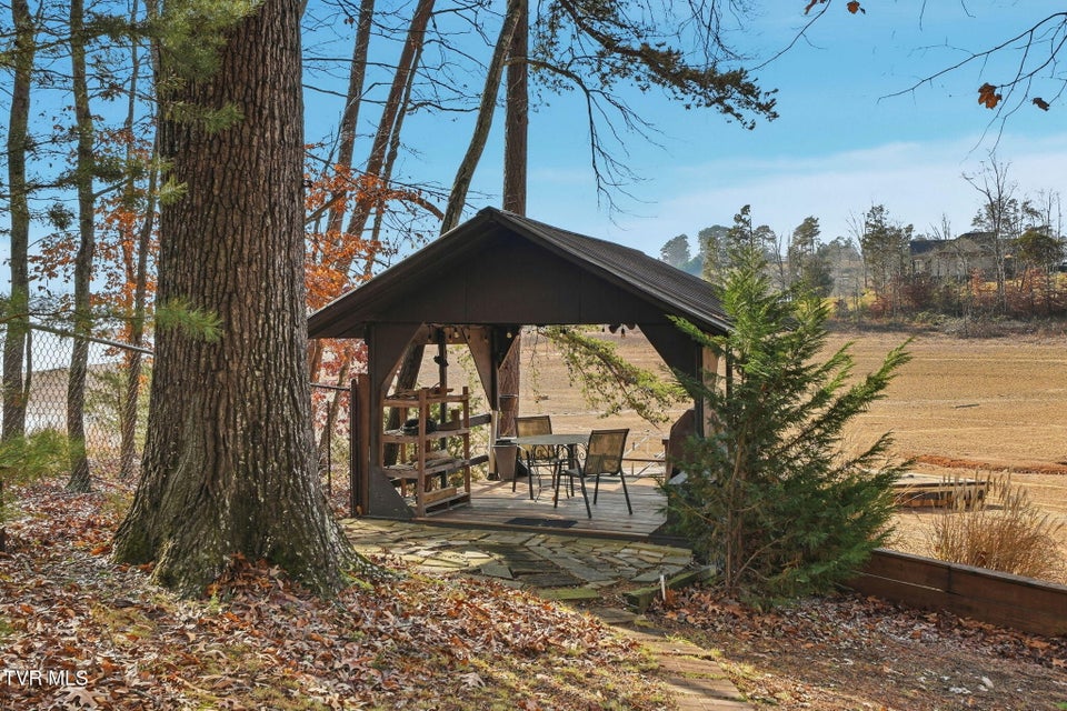 Photo #78: 1804 Cherokee Drive