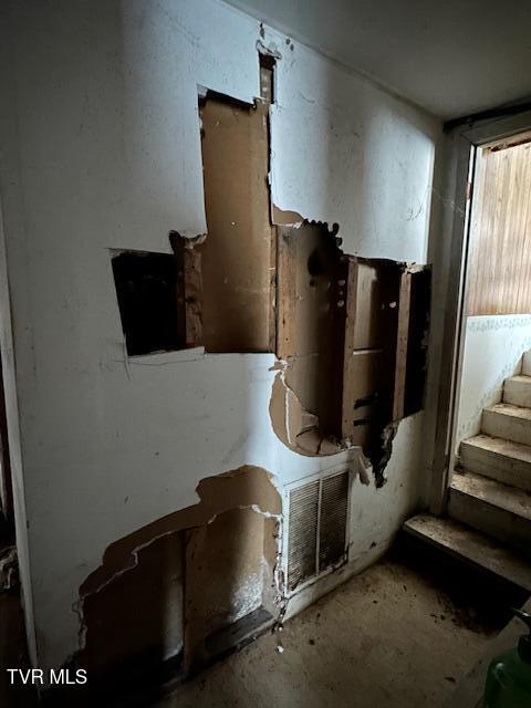 Photo #26: 324 Ocoonita Road