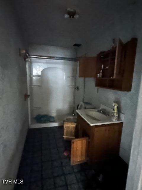 Photo #31: 324 Ocoonita Road