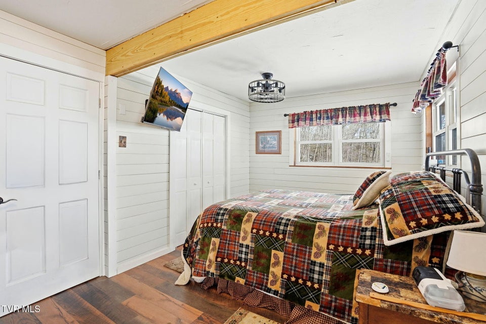 Photo #15: 1670 Cutter Creek Creek