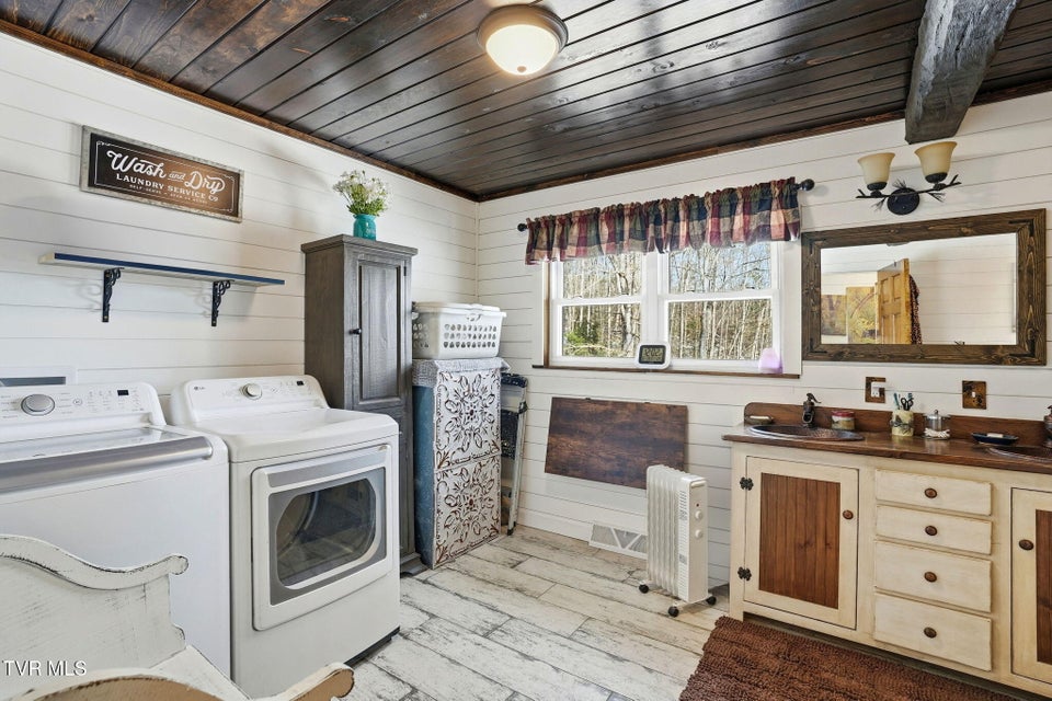 Photo #17: 1670 Cutter Creek Creek