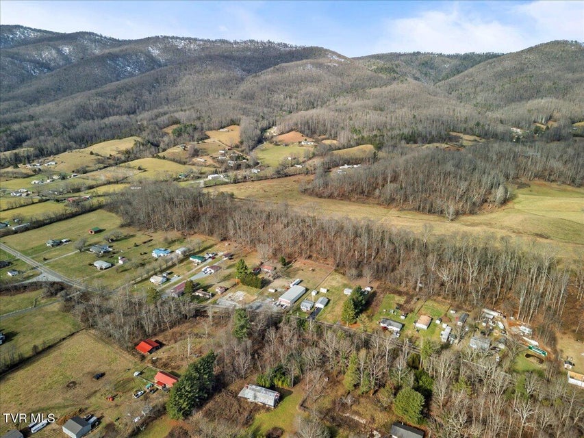 Photo #16: 2719 Highway 91 