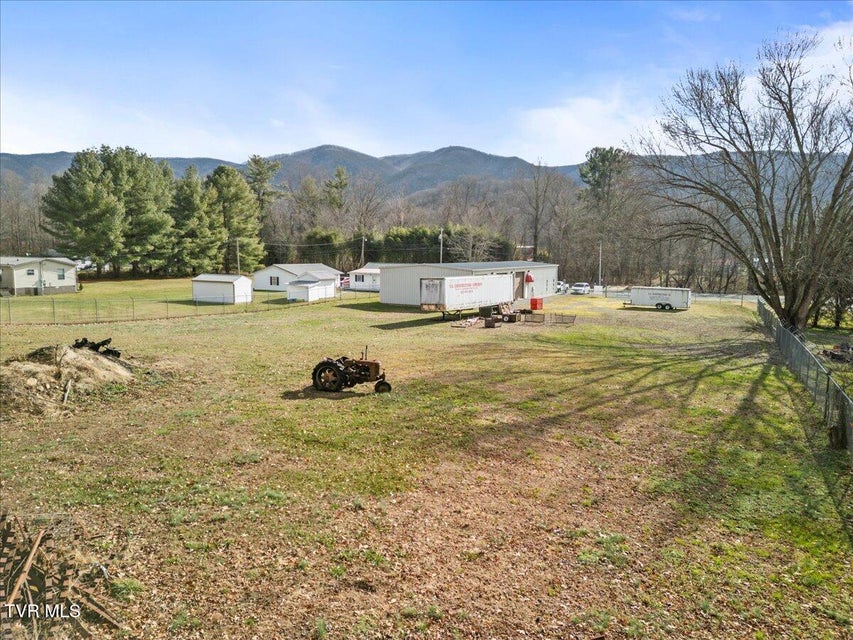 Photo #19: 2719 Highway 91 