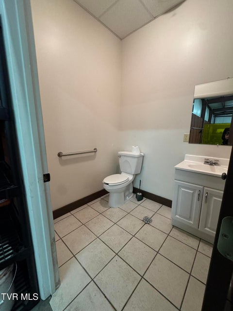 Photo #33: 2719 Highway 91 