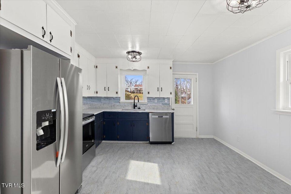 Photo #17: 1023 Carolina Avenue