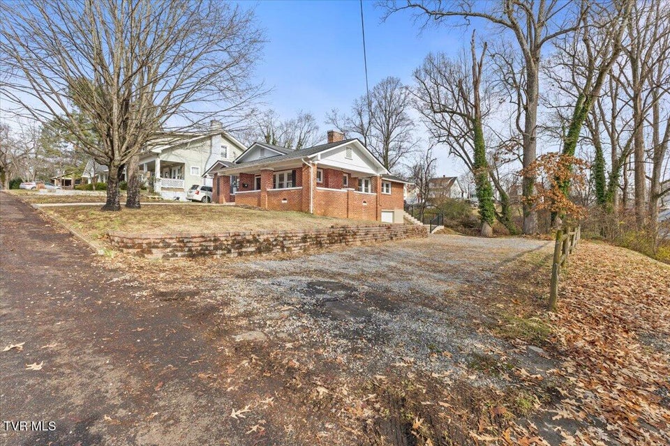 Photo #5: 1023 Carolina Avenue