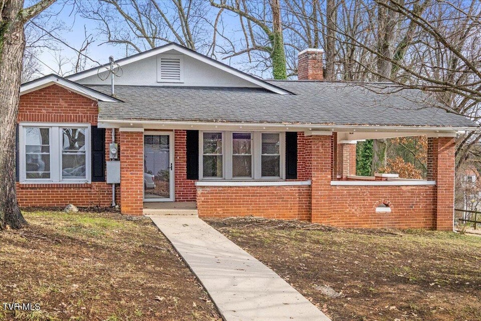 Photo #3: 1023 Carolina Avenue