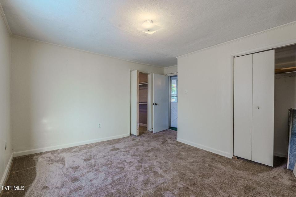 Photo #10: 501 Glendale 