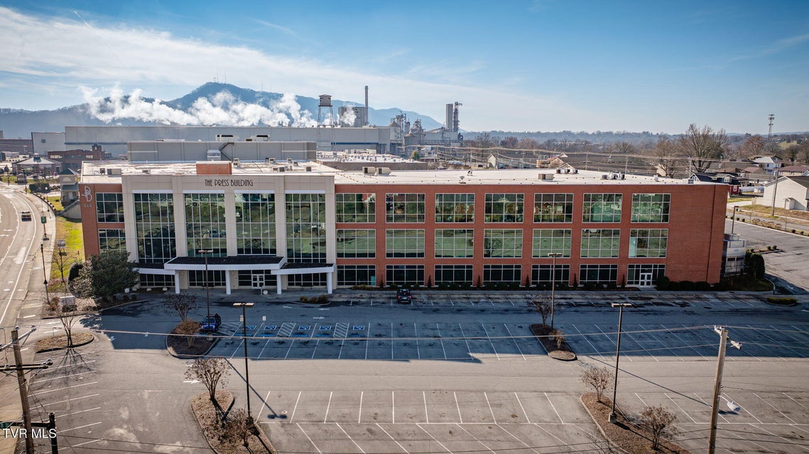 Photo #27: 444 Clinchfield Street