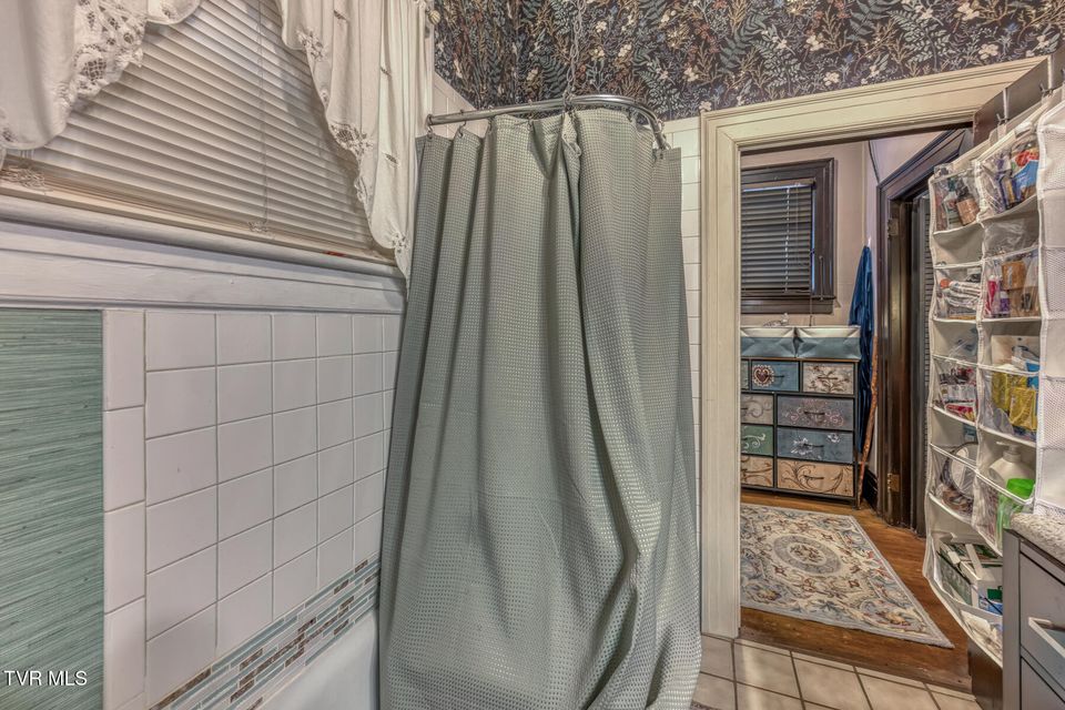 Photo #21: 130 Solar Street