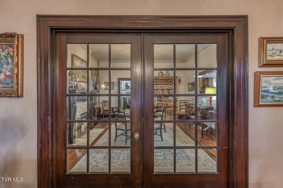 Photo #27: 130 Solar Street