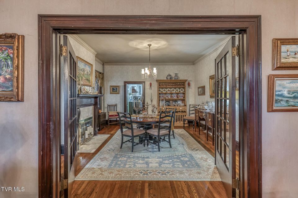 Photo #28: 130 Solar Street