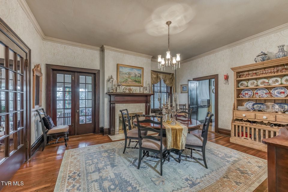 Photo #29: 130 Solar Street