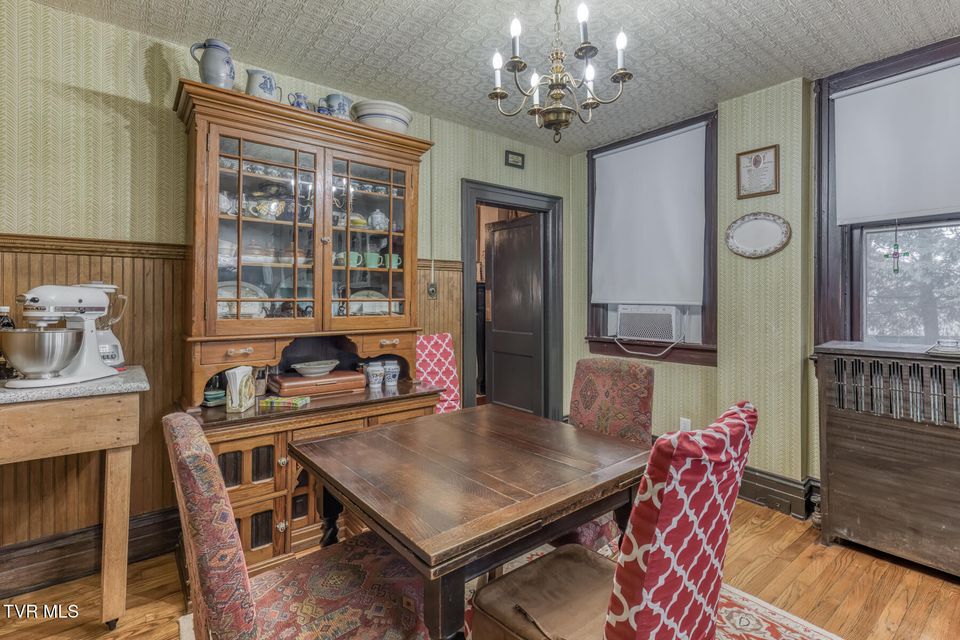 Photo #35: 130 Solar Street