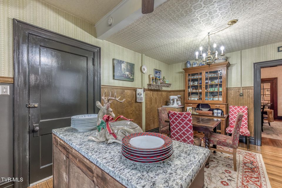 Photo #40: 130 Solar Street