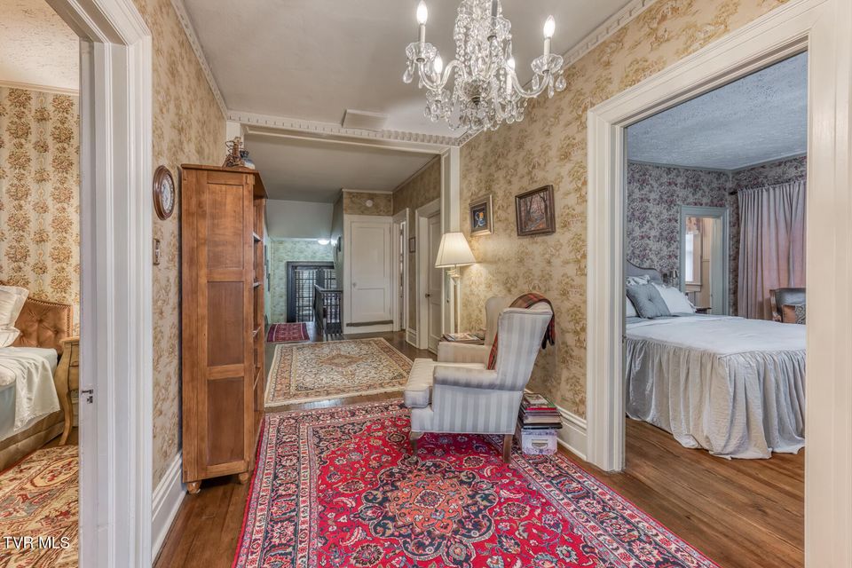 Photo #62: 130 Solar Street