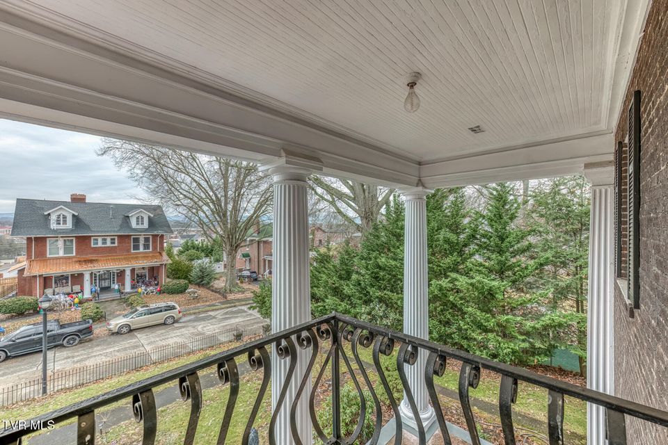 Photo #63: 130 Solar Street