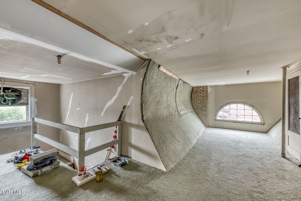 Photo #72: 130 Solar Street