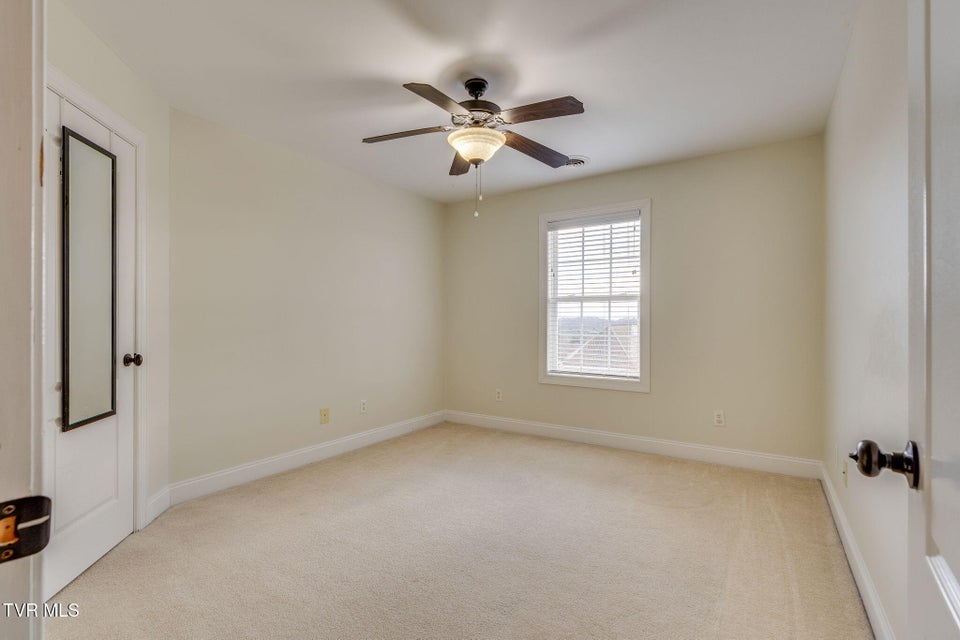 Photo #32: 207 Michaels Ridge Boulevard