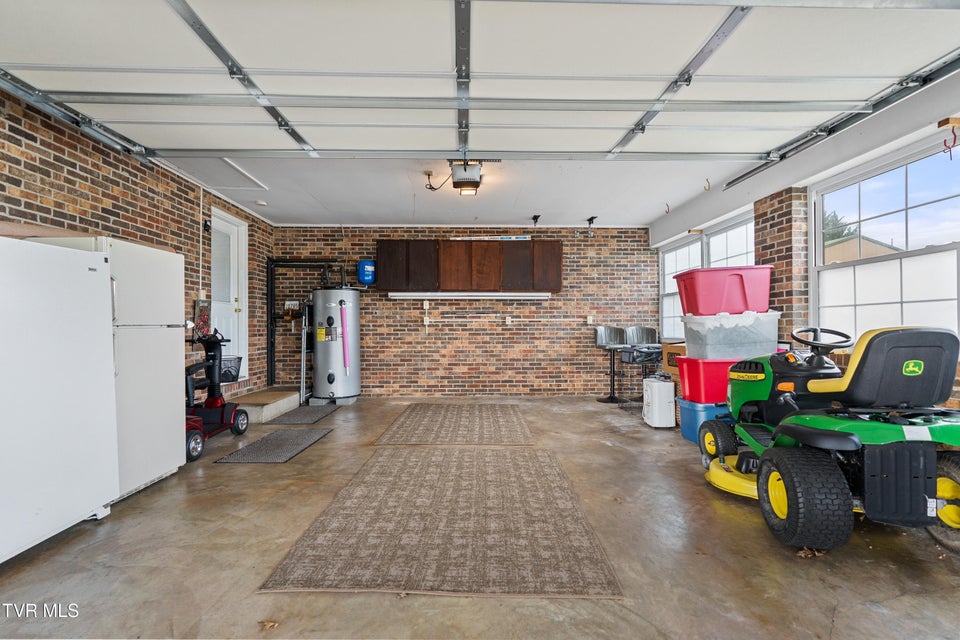 Photo #32: 178 Park Avenue