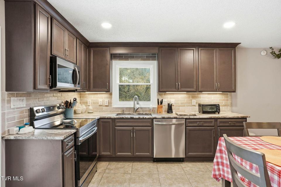 Photo #21: 391 Timbertree Branch Road