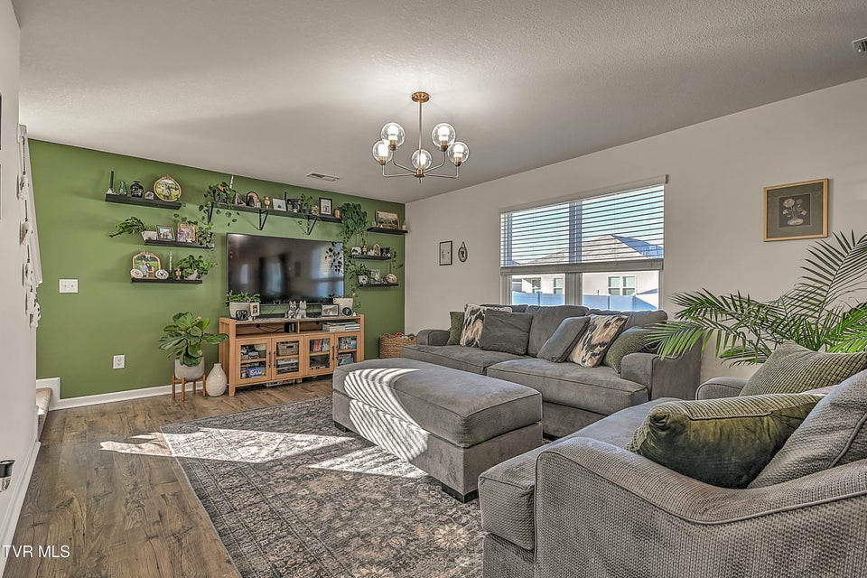 Photo #27: 110 Crawford Circle