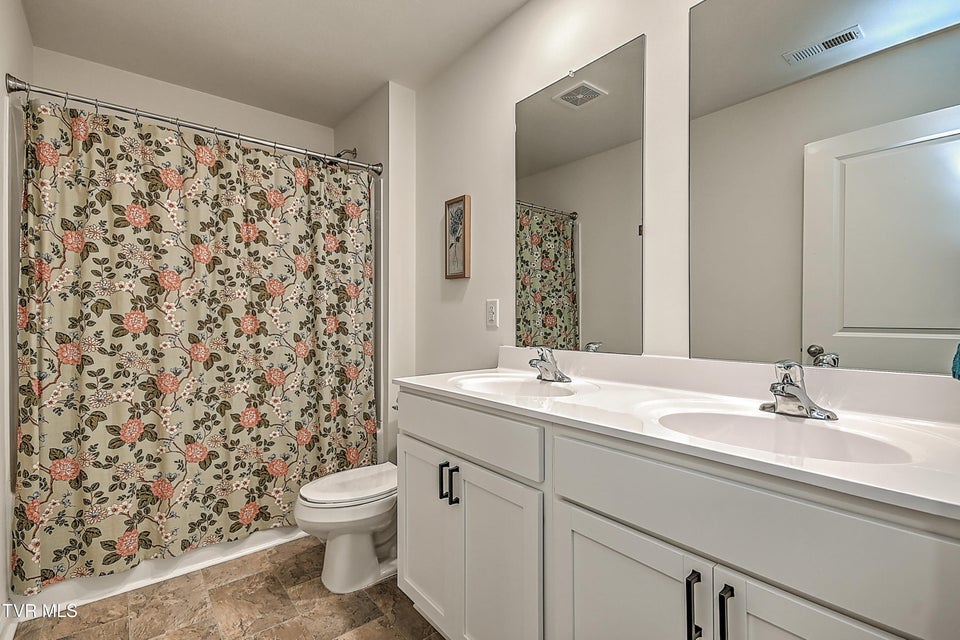 Photo #35: 110 Crawford Circle