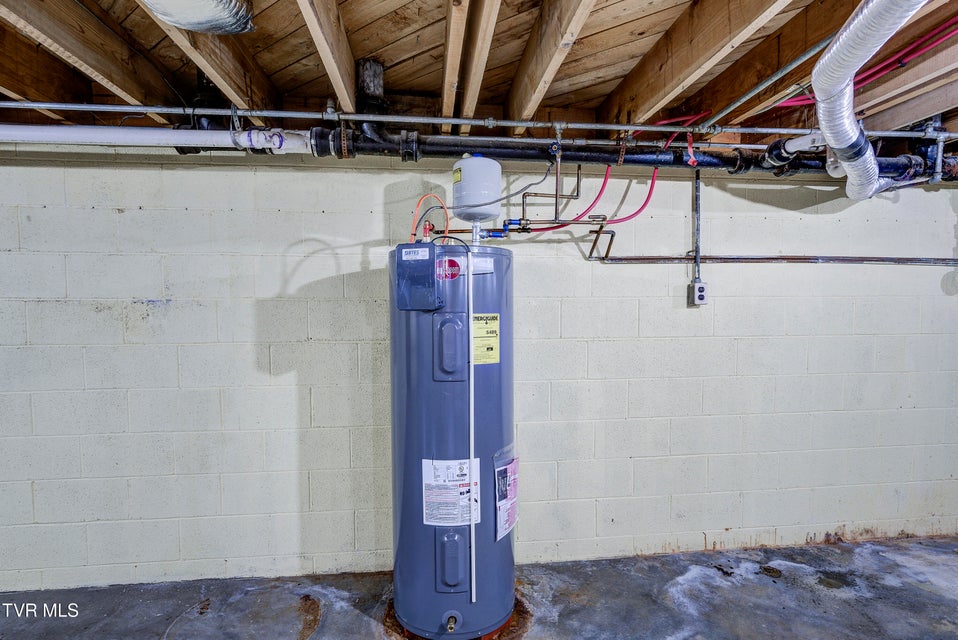 Photo #33: 360 Highway 75 