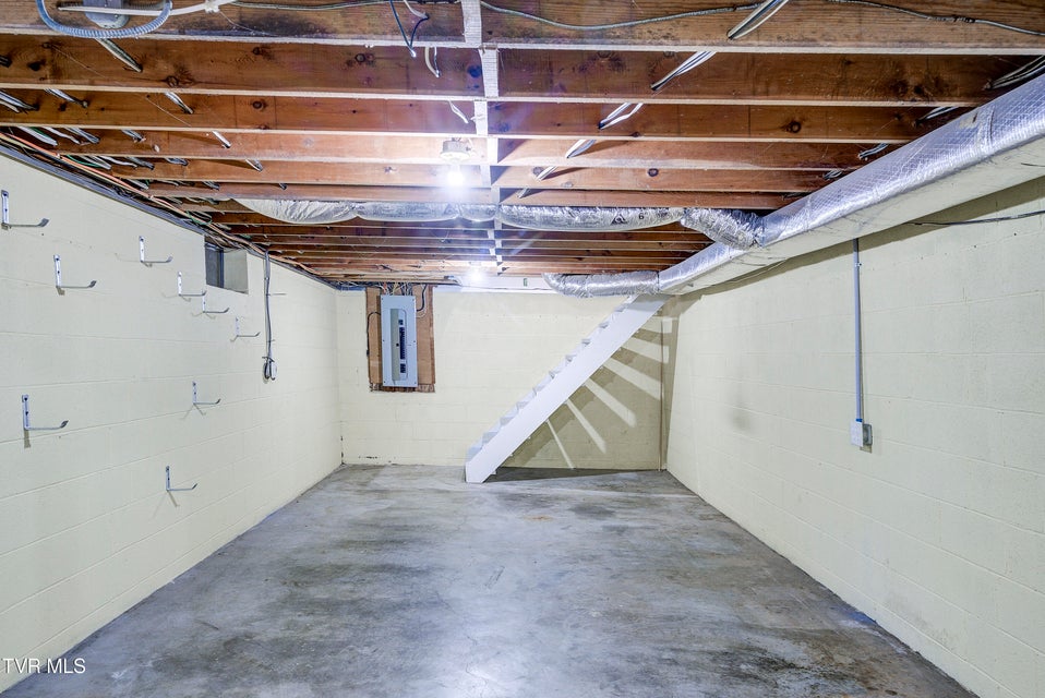 Photo #36: 360 Highway 75 