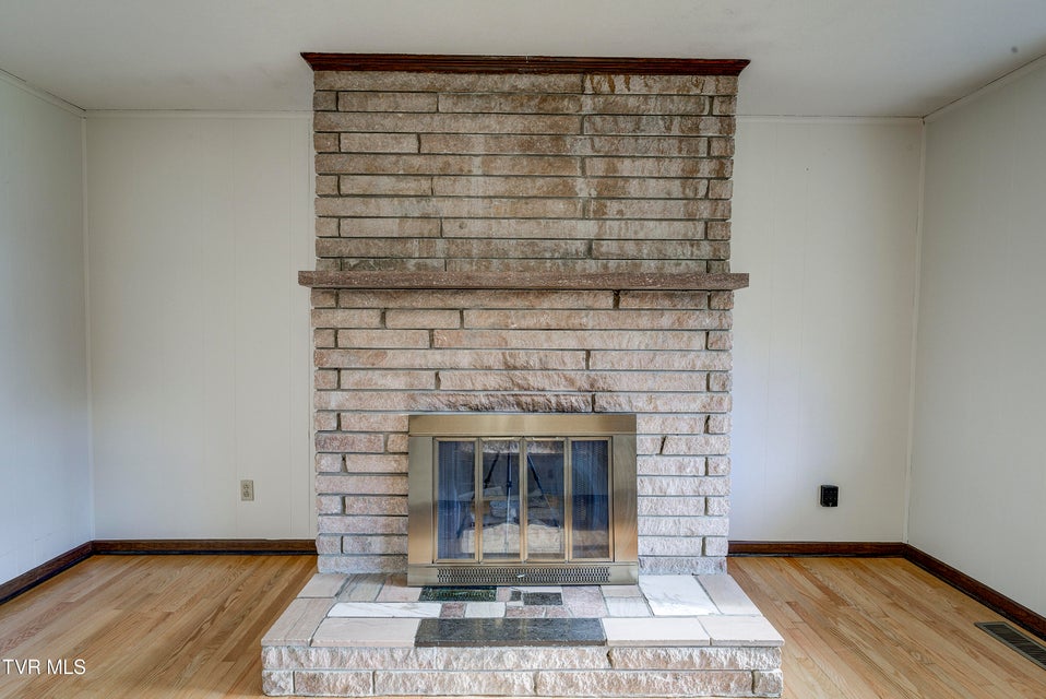 Photo #6: 360 Highway 75 