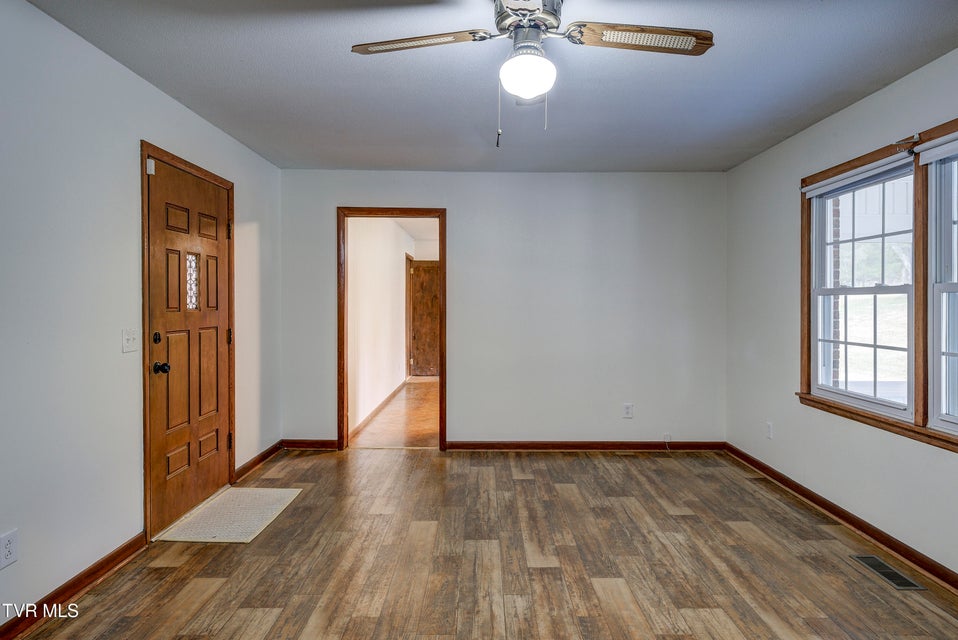 Photo #15: 360 Highway 75 