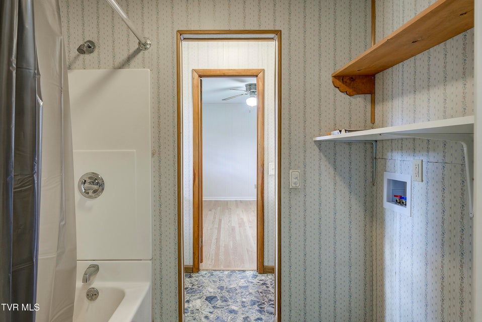 Photo #18: 360 Highway 75 