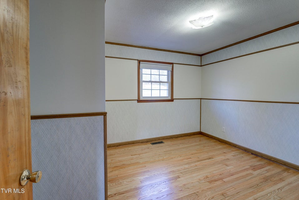 Photo #21: 360 Highway 75 