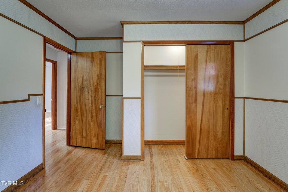 Photo #22: 360 Highway 75 