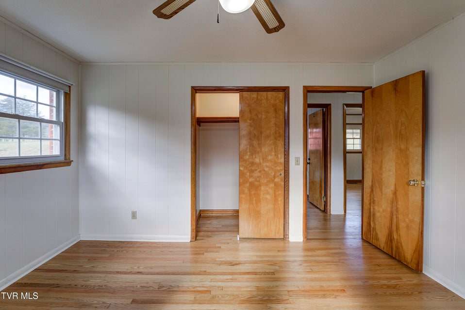 Photo #27: 360 Highway 75 