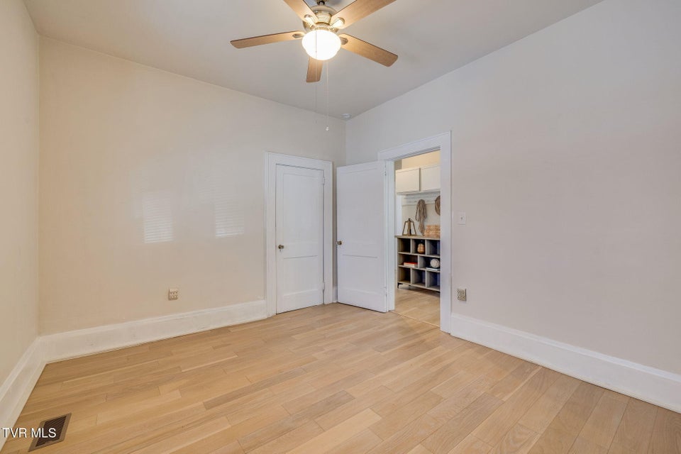 Photo #18: 631 Taylor Street