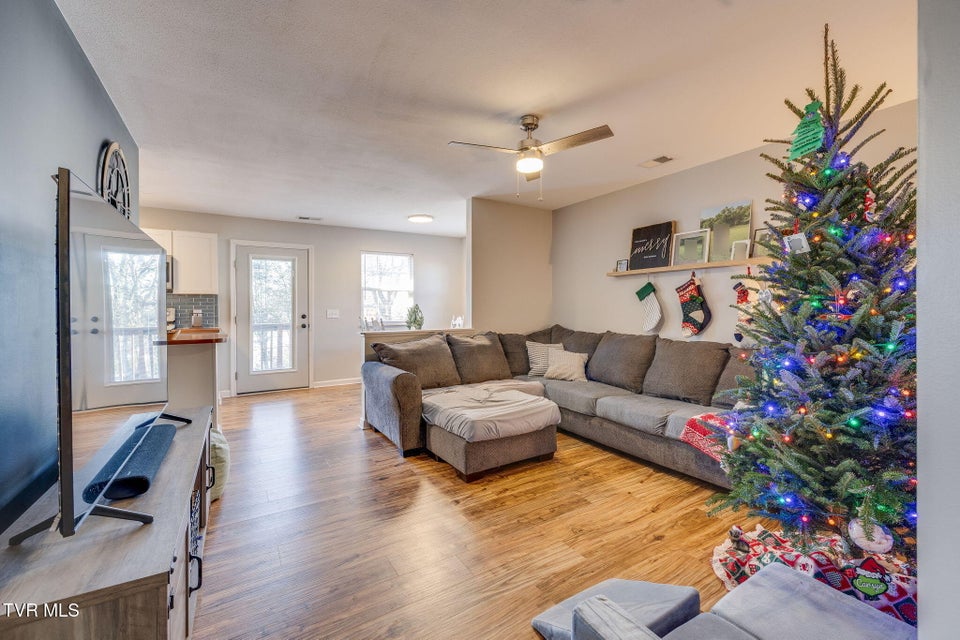 Photo #5: 808 Milton Court