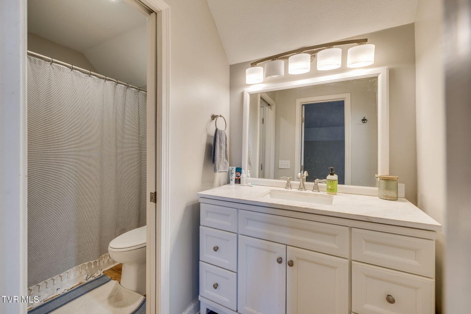 Photo #20: 808 Milton Court