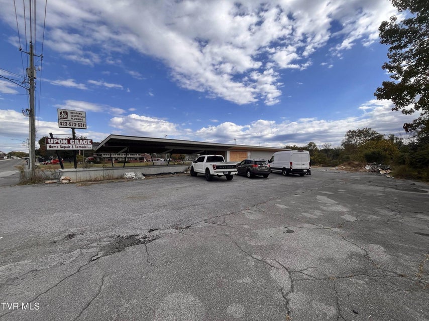 Photo #2: 227 Bluff City Highway Highway