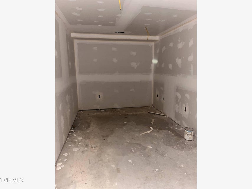 Photo #11: 227 Bluff City Highway Highway