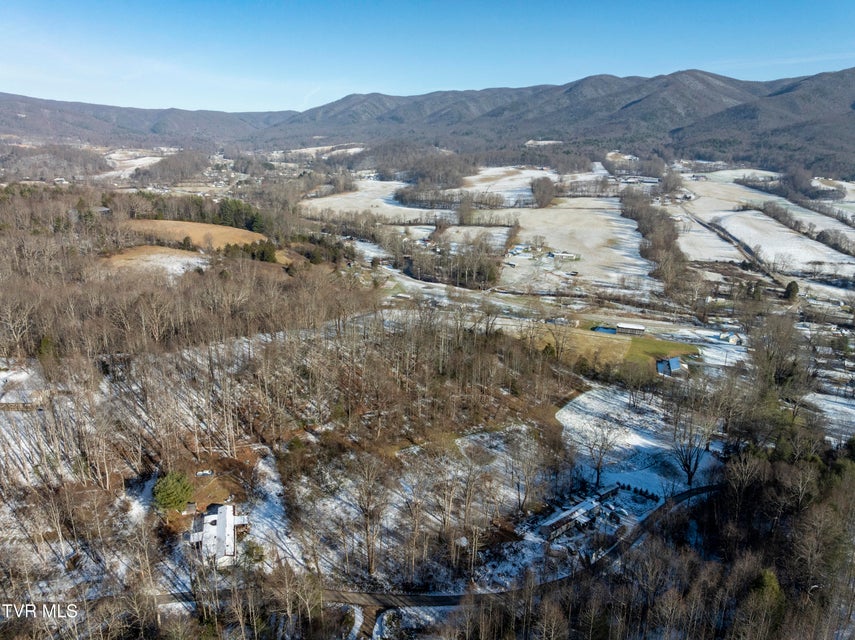 Photo #11: 124 Dugger Branch Road