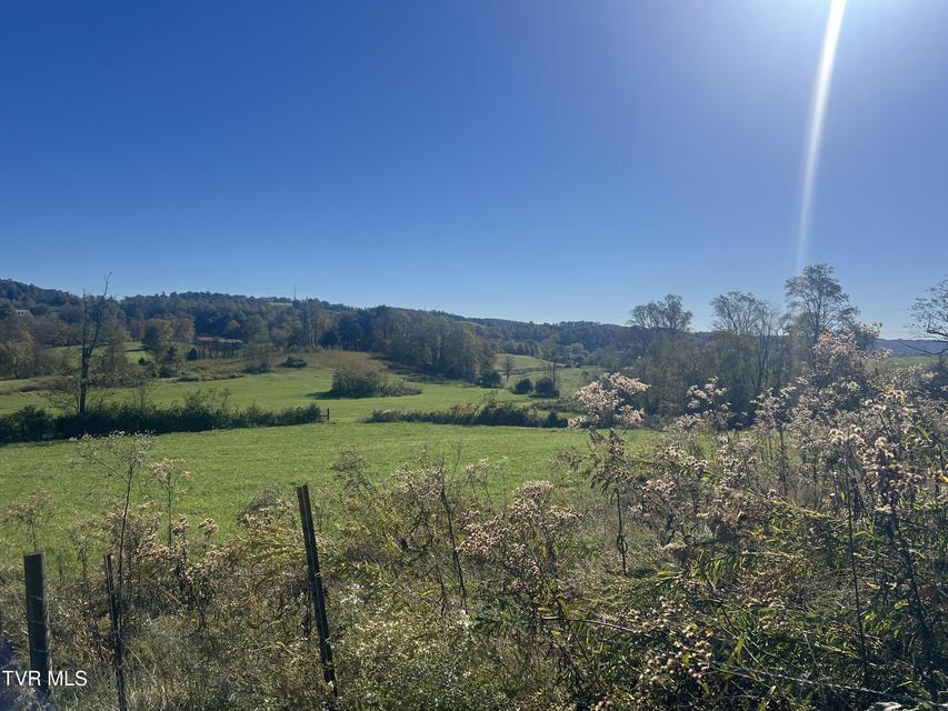 Photo #38: 293 Sub Hollow Dr. 