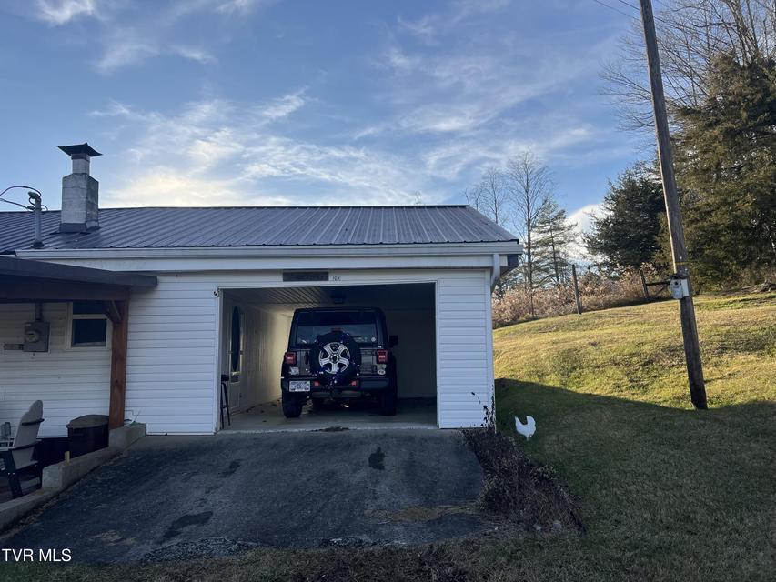 Photo #40: 293 Sub Hollow Dr. 