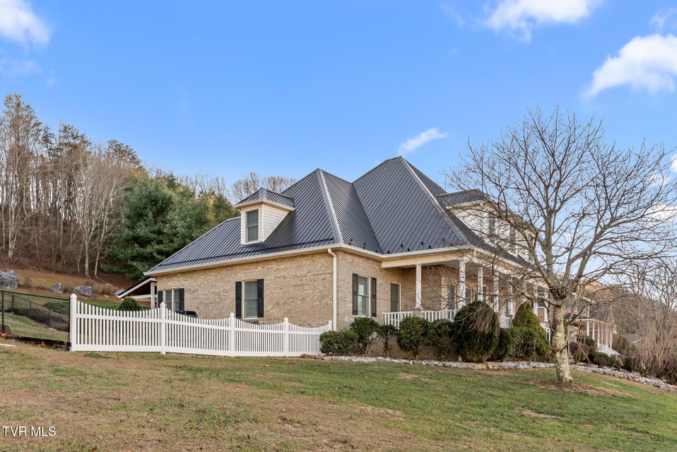 Photo #9: 165 Century Court