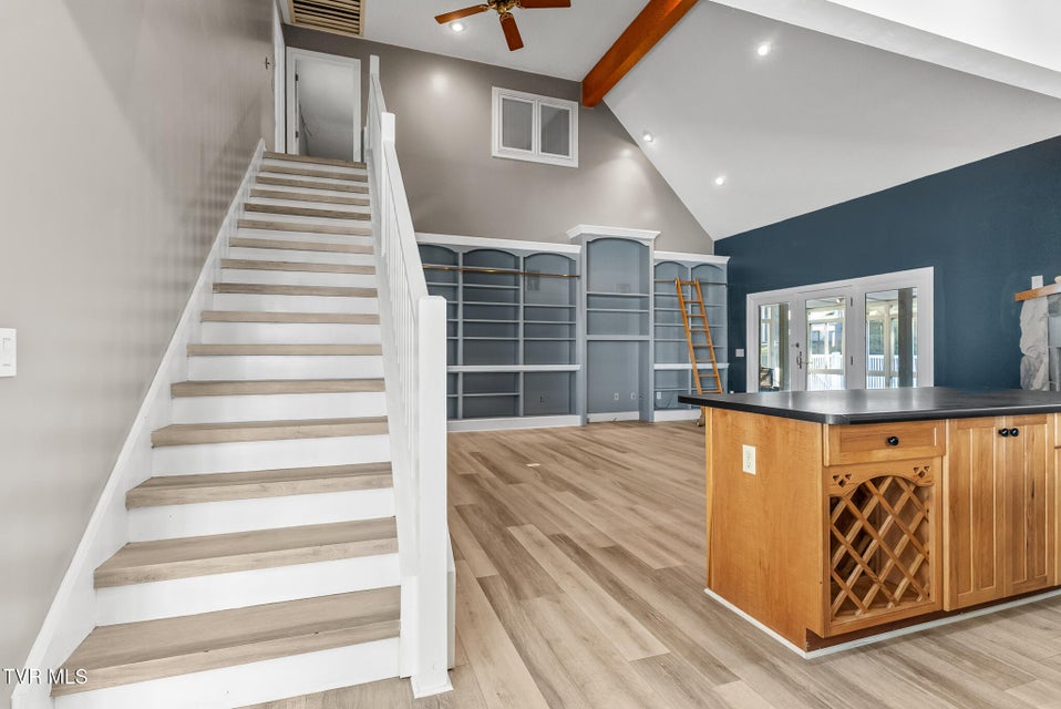 Photo #27: 165 Century Court