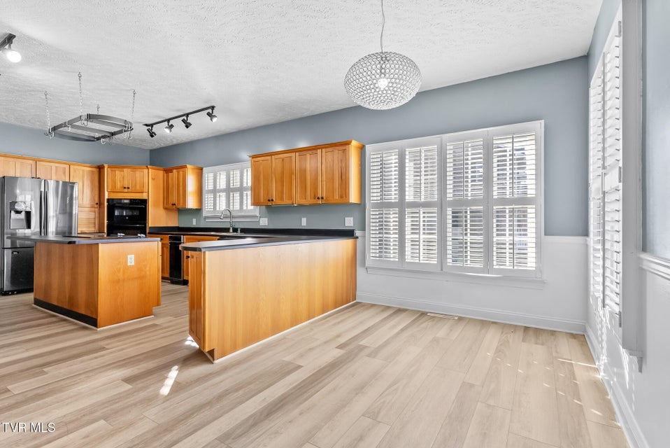 Photo #23: 165 Century Court