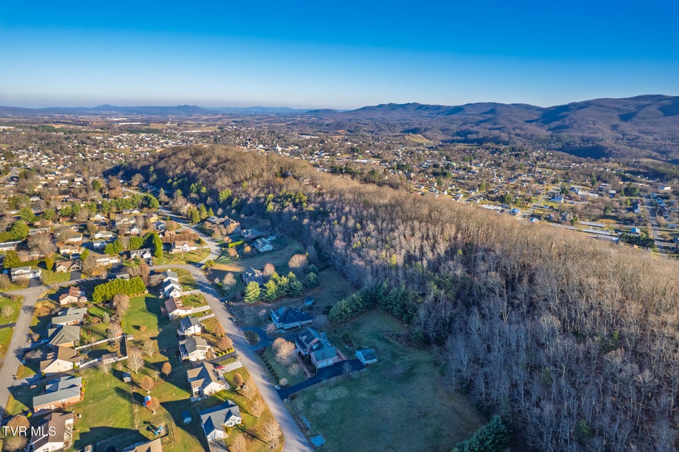 Photo #59: 165 Century Court