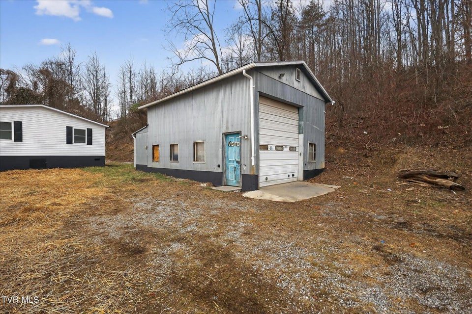 Photo #27: 10657 Oak Grove Road