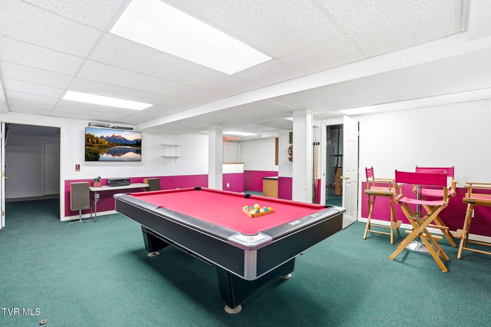 Photo #37: 3914 Leaf Point