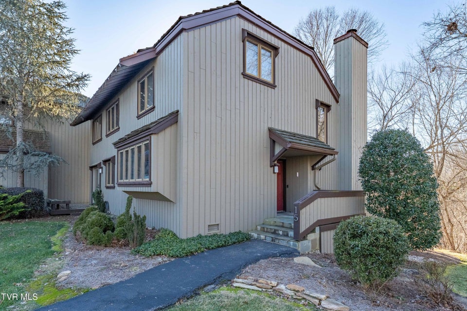 Photo #45: 15 Crown Circle